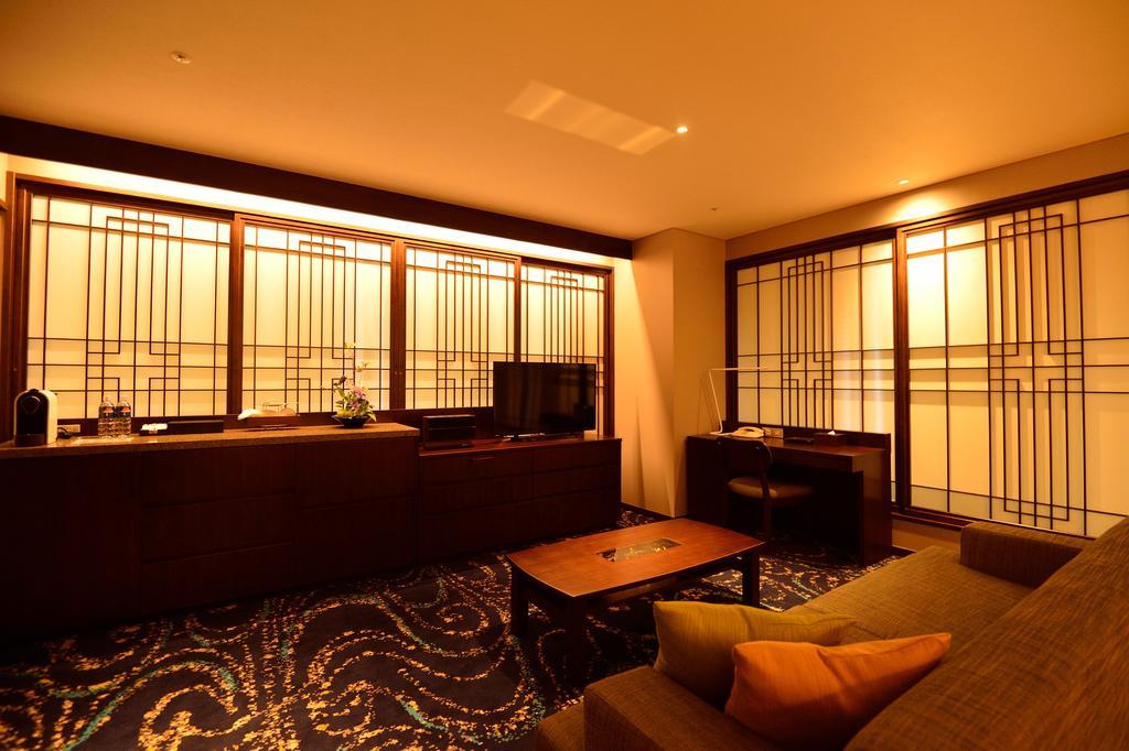 Hotel Ryumeikan Ochanomizu Honten Tokio Zewnętrze zdjęcie